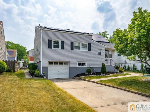 43 Glenwood Ter, Fords, NJ 08863