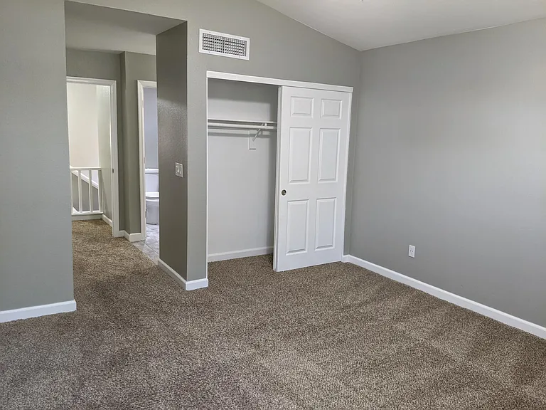 1184 N Bullmoose Dr — Photo 15
