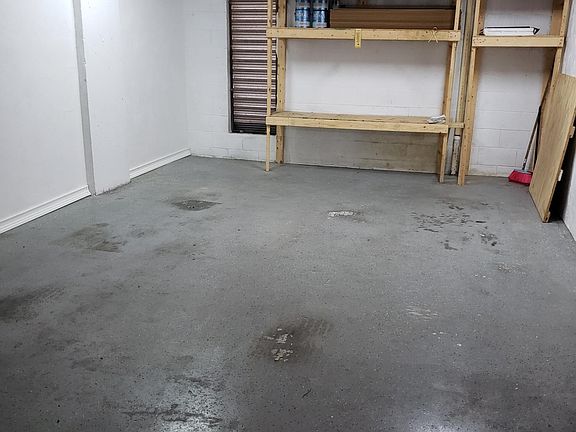 5th image of 601 Shorewood Dr #205