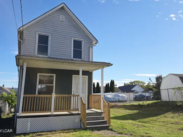 62 3rd St, Larksville, PA 18651