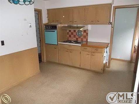 1805 Westfield, Trenton Kitchen