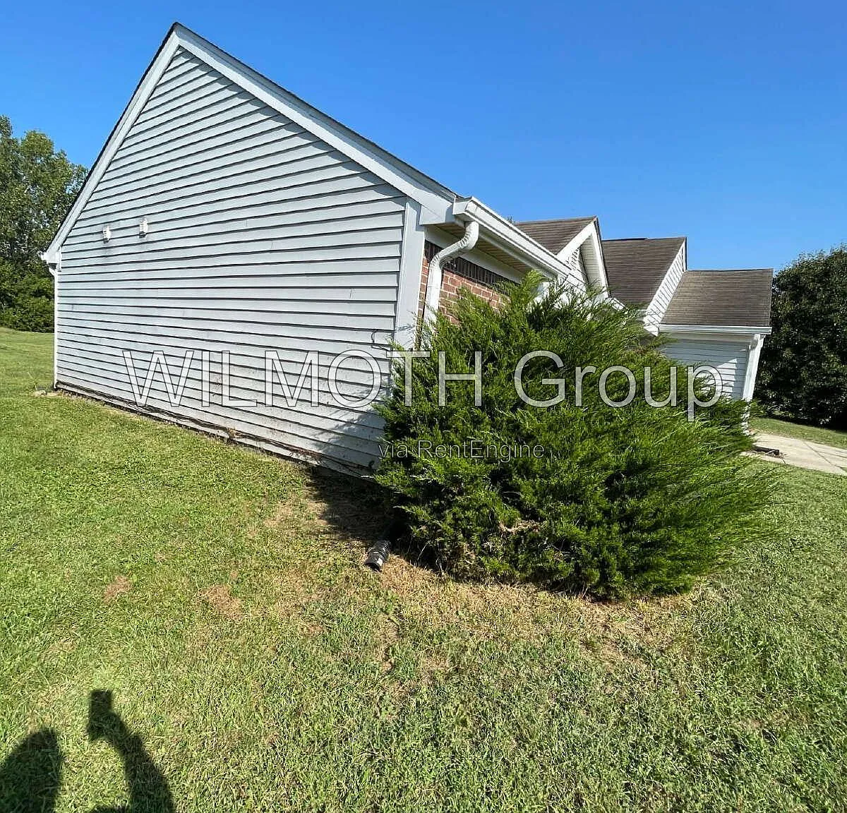 3 bed, 2.0 bath, 1064 sqft, $1,395 — Photo 3