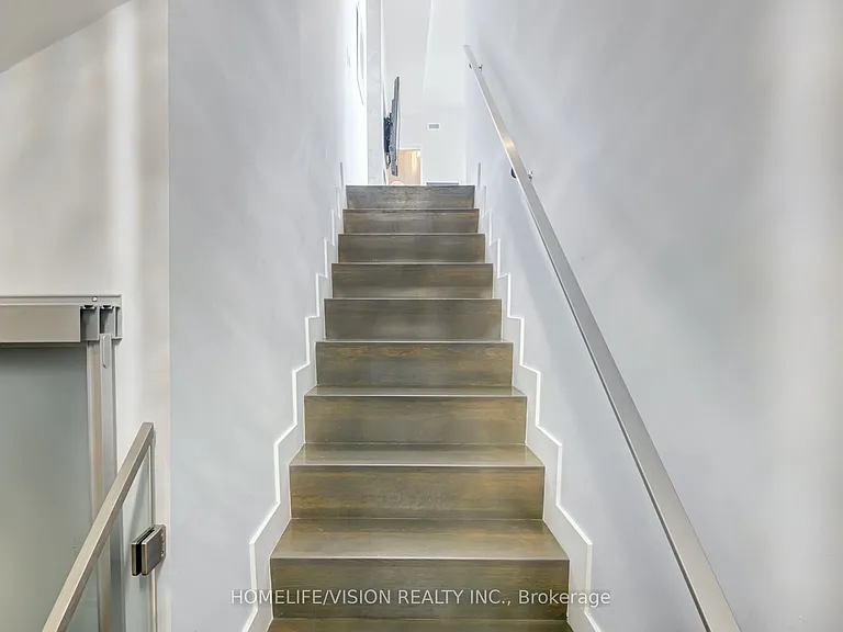 629 King St W #Penthouse 1415 — Photo 5