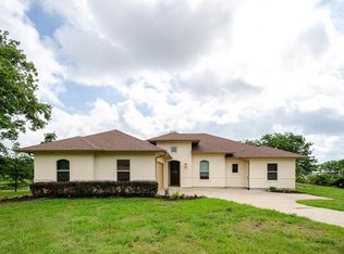 597 Clubhouse Dr, Corsicana, TX 75109