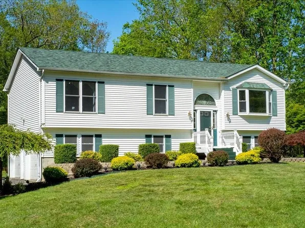 240 Echo Road, Bloomingburg, NY 12721