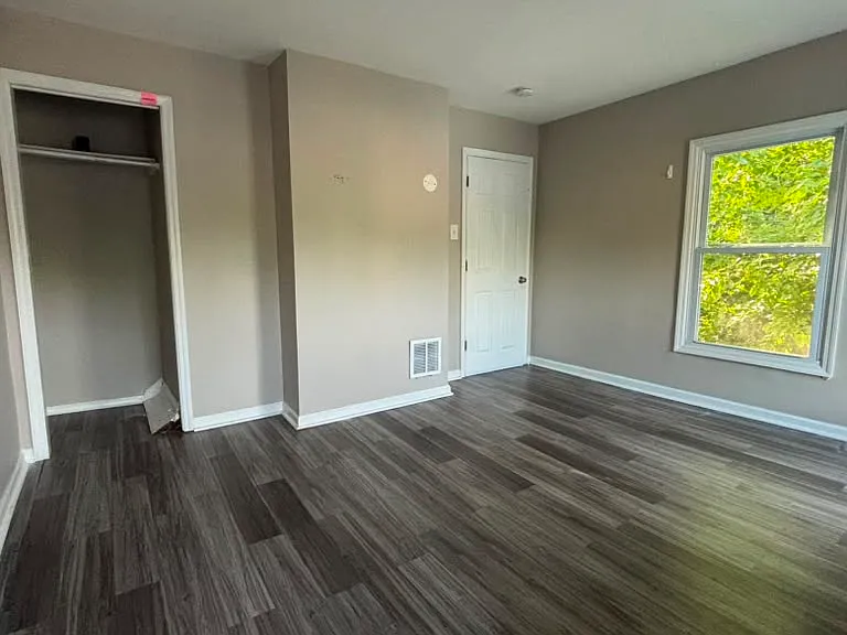 614 Pine St #3 — Photo 3