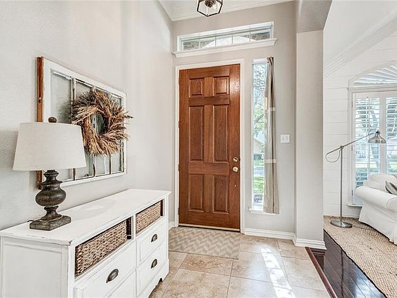 5th image of 2317 Ainsley Dr