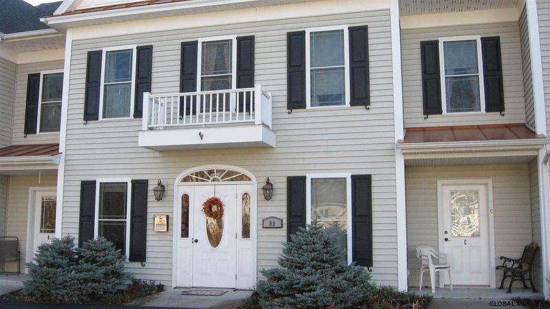 2nd image of 80 B MAPLE Avenue