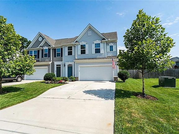 2nd image of 4632 Indiana Ave