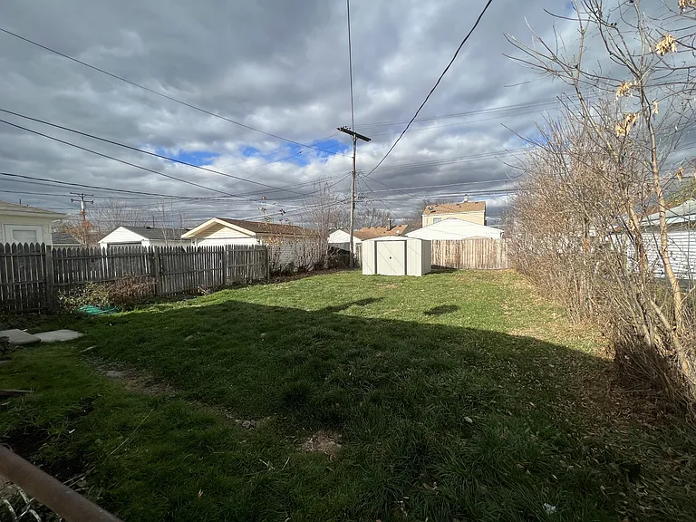 13675 Marshall Ave — Photo 3