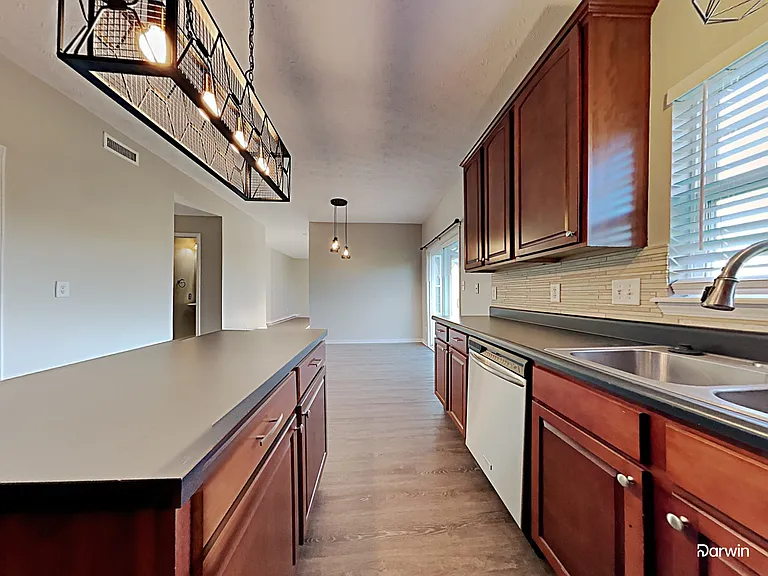 822 Harvest Lake Dr — Photo 3