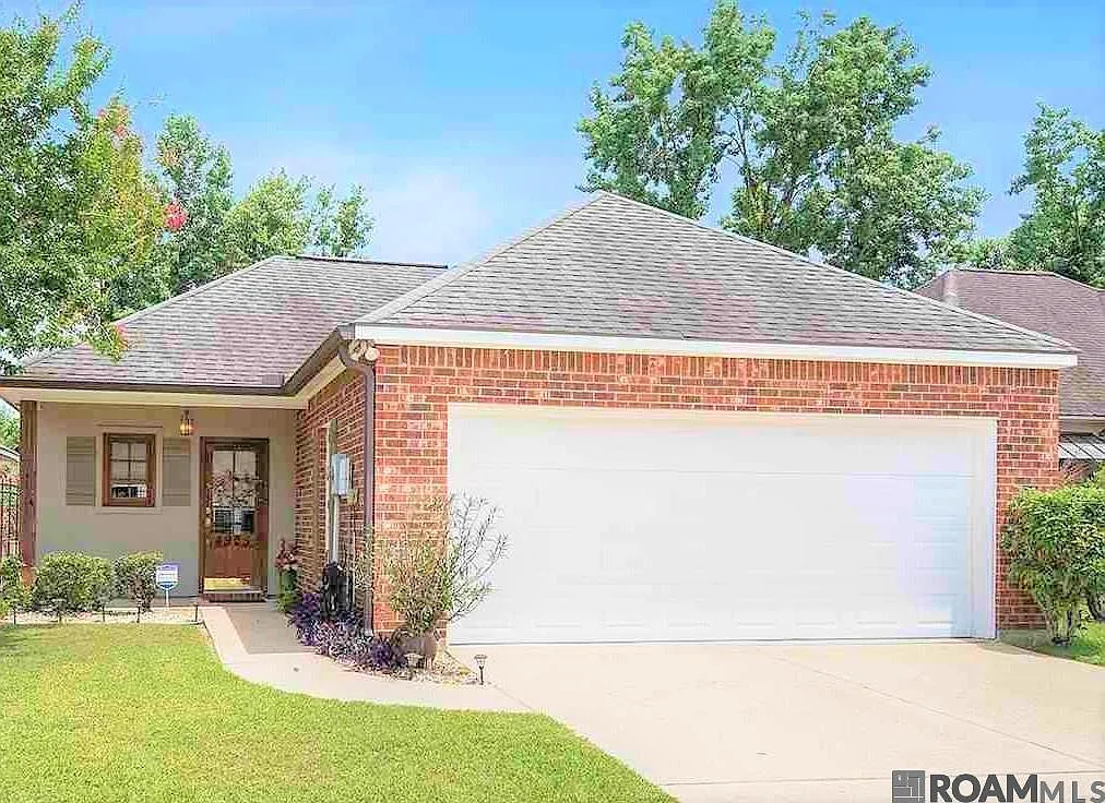 3 bed, 1667 sqft, $2,300 — Photo 1
