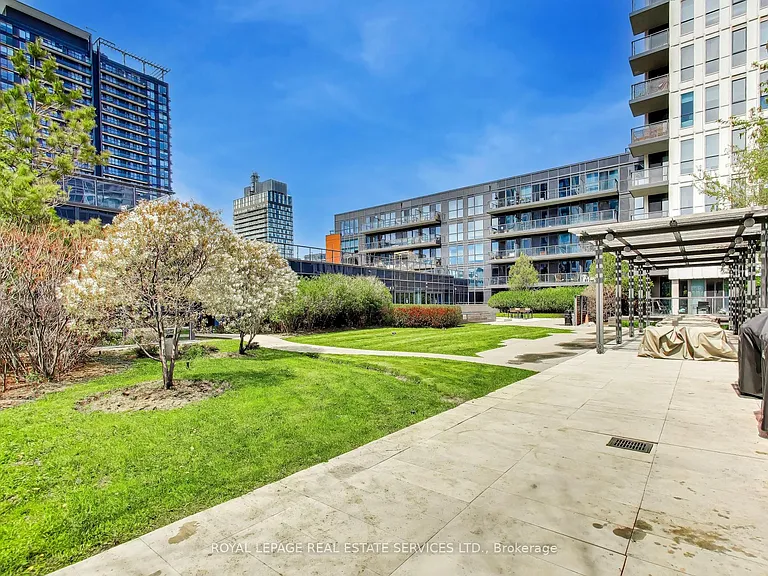 55 Regent Park Blvd #805 — Photo 45