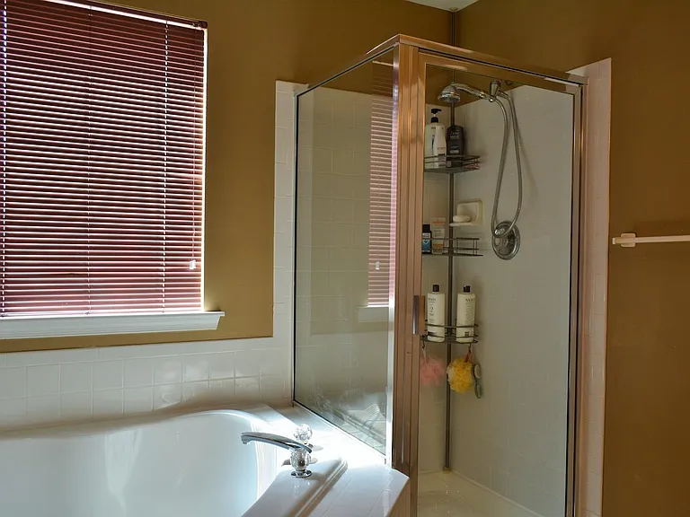 43221 Whisperwood Ter — Photo 12