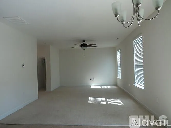 414 Outwater Ridge Dr — Photo 3