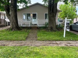 6848 Syracuse St, Taylor, MI 48180