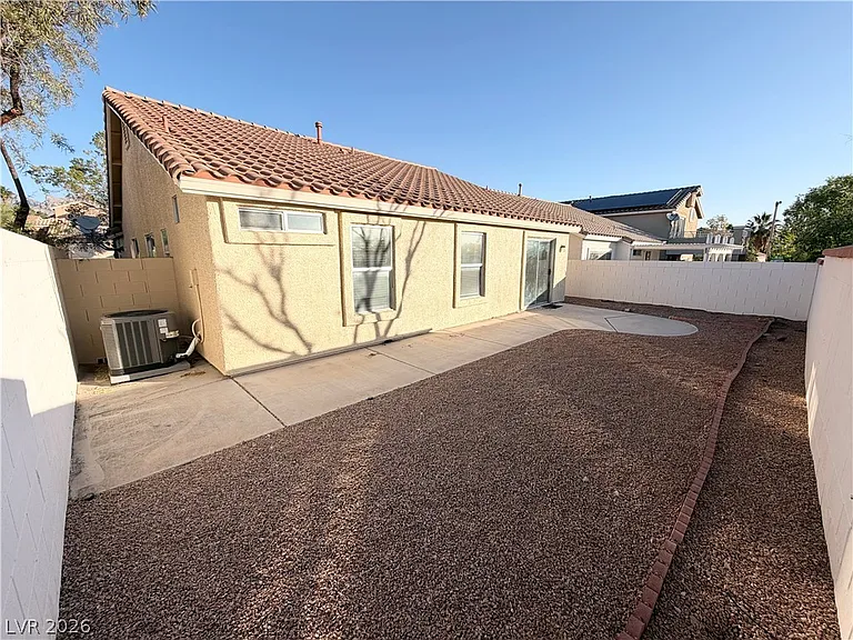 1824 Cedar Flat Ln — Photo 21