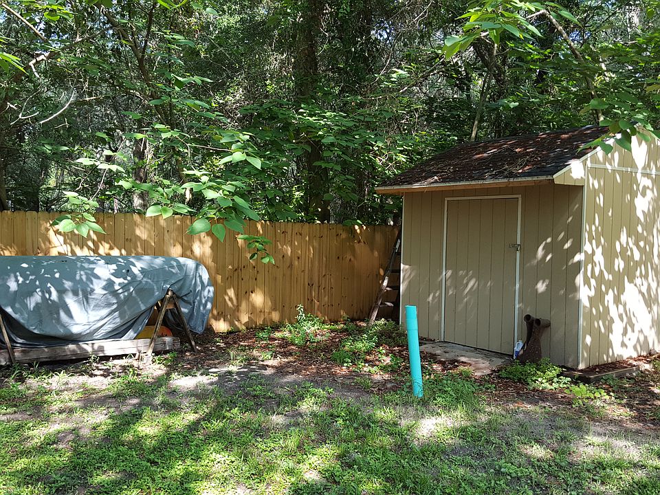 2nd image of 1738 Riverview Dr