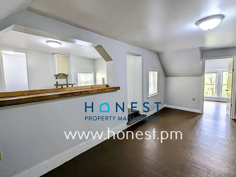 36 Prospect St #2 — Photo 6
