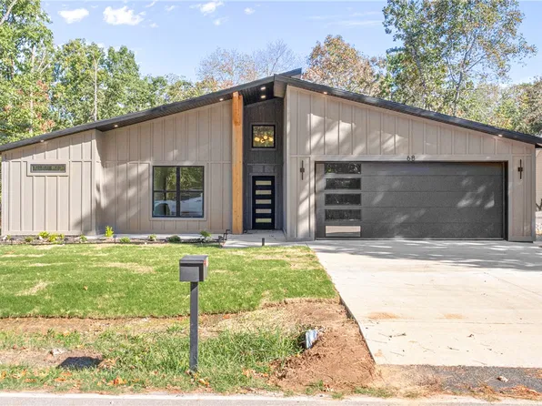 68 Granshire Dr, Bella Vista, AR 72714