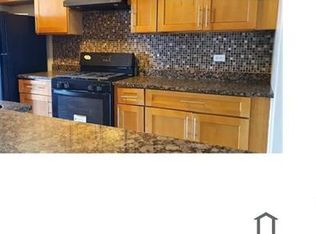 4023 W Carroll Ave APT 2, Chicago, IL 60624