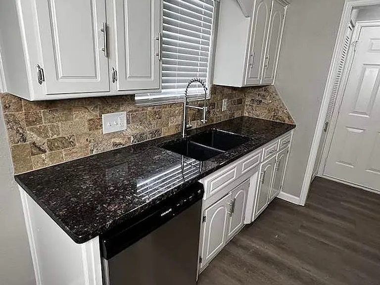 3205 SE Coachman Pl — Photo 6
