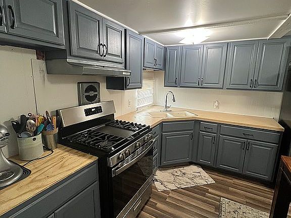 5th image of 526 N Lake St Lot 110