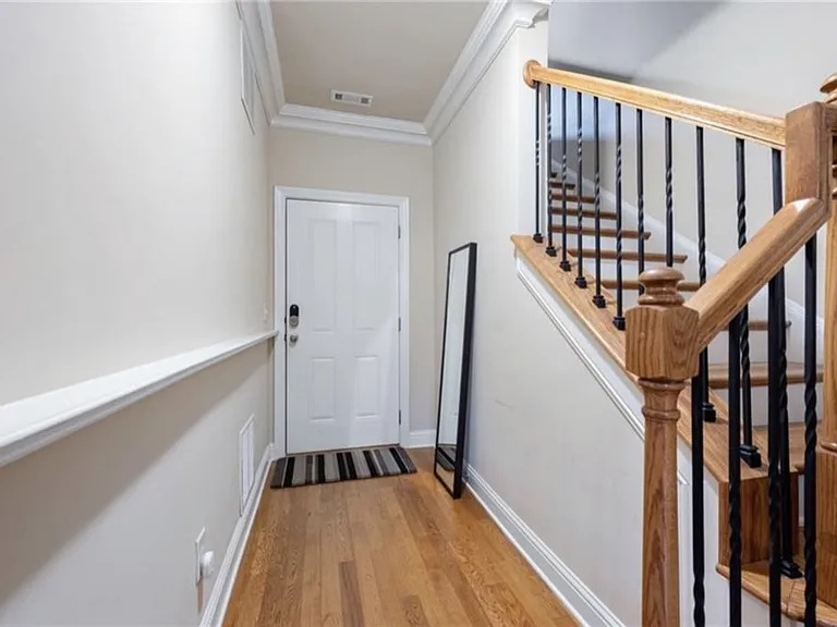 1752 Breyerton Dr — Photo 27