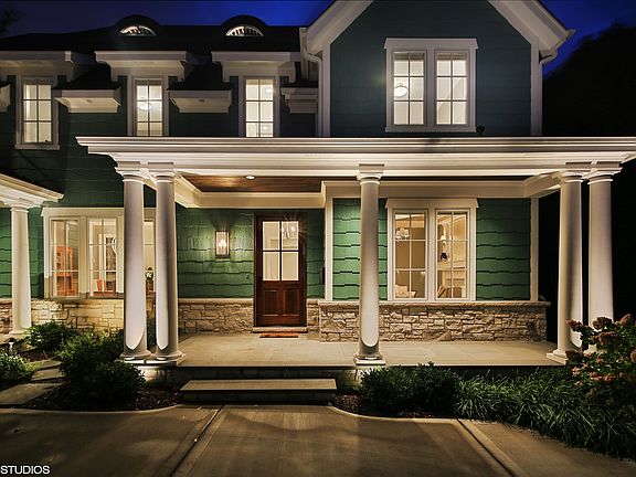 3rd image of 4828 Lawn Ave