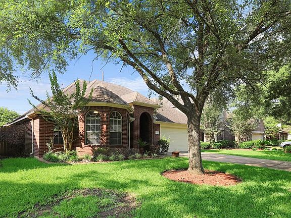 2nd image of 4831 Knights Branch Dr