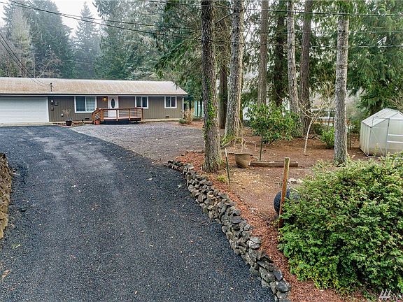 2nd image of 451 E Balmoral Way
