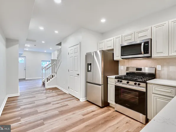 1341 Sargeant St, Baltimore, MD 21223