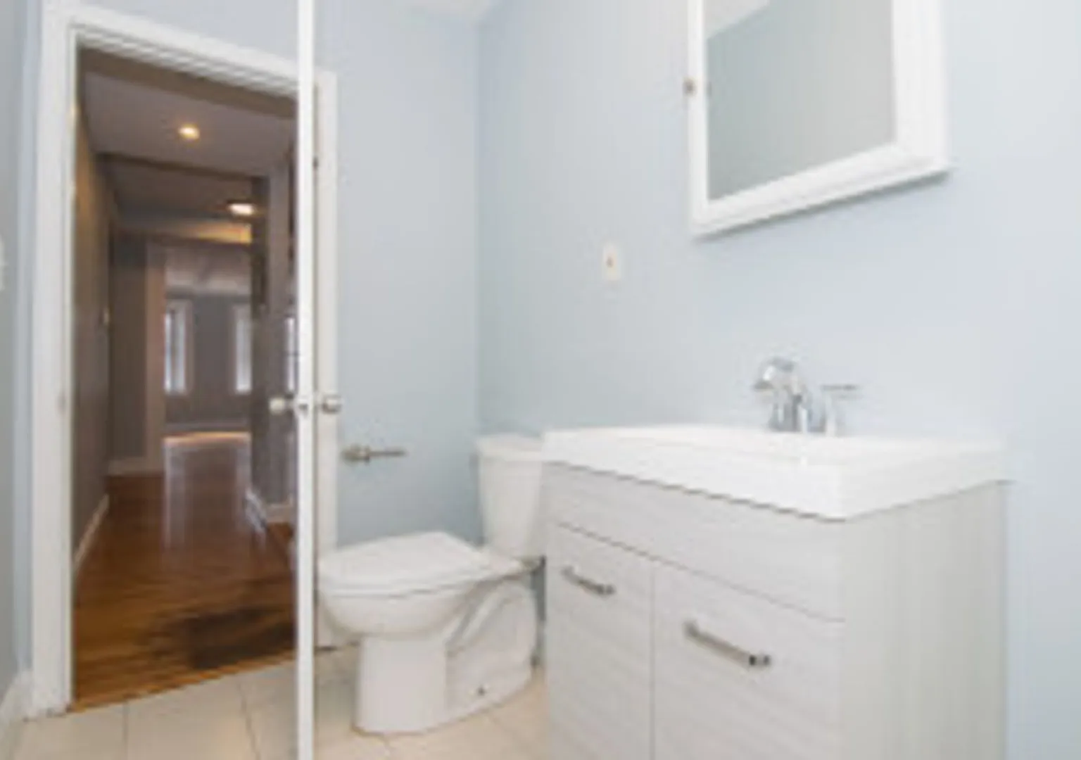 Allston 4 bed 1.5 bath apartment - 9/1 — Photo 2