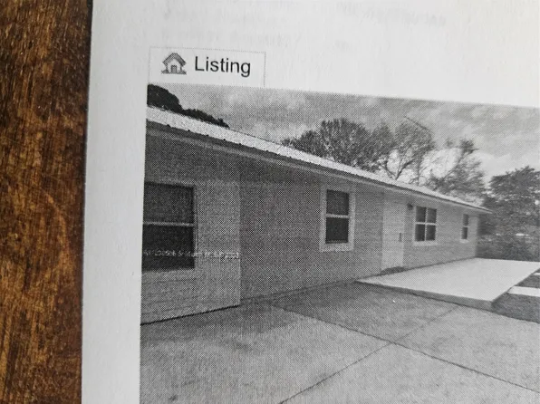 371 Gokchoff Rd, Fort Pierce, FL 34945