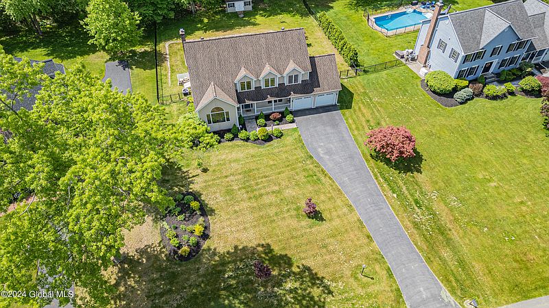 4th image of 31 Timberwick Drive