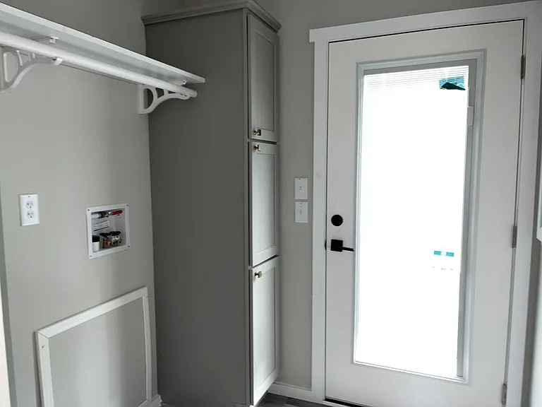 24300 Airport Rd #2 — Photo 9