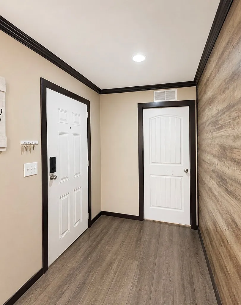 3 bed, 2.0 bath, 1456 sqft, $1,650 — Photo 2