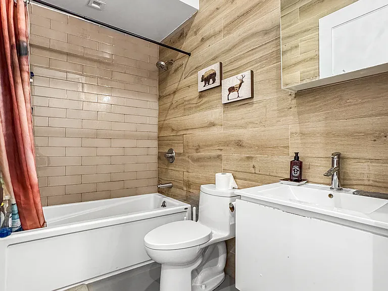 345 Eldert St #123 — Photo 11