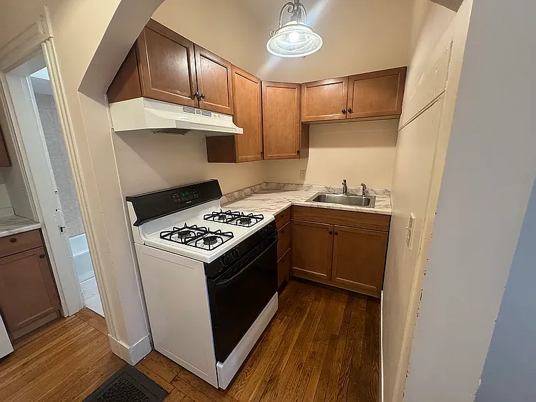 94 Spring St #2 — Photo 9