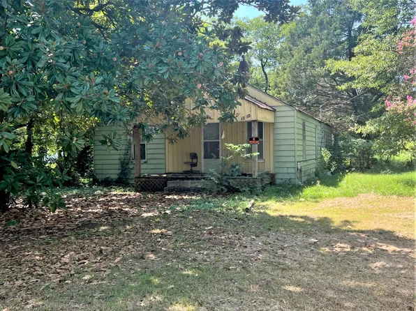 1203 Starnes St, Kennett, MO 63857