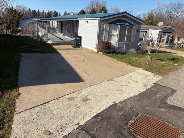 5149 Henderson Rd Lot 146, Erie, PA 16509