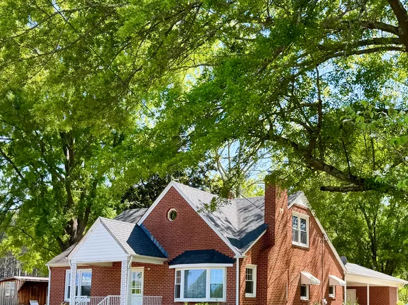 92 Country Way, Sanford, NC 27332