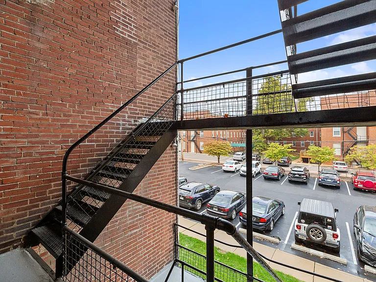6615 Kingsbury Blvd — Photo 22