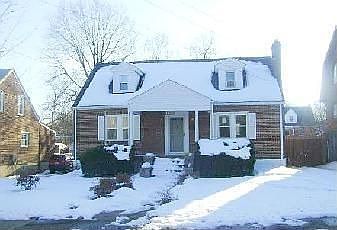 5th image of 3416 Hillcrest Ave NW