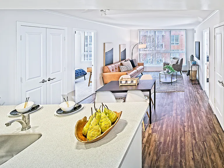 05_DinningArea_ThomasCourt