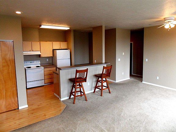 3rd image of 22855 E Country Vista Dr Unit 359