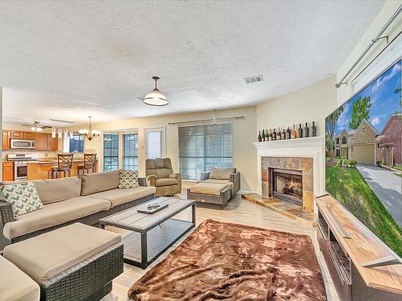 5th image of 129 Coral Bay Dr