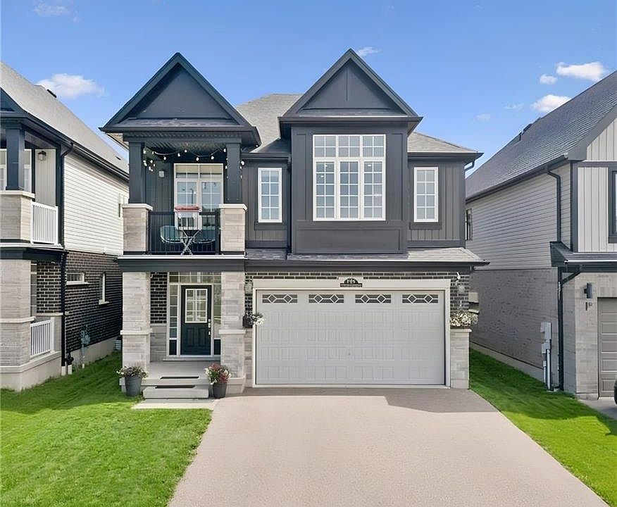 1st image of 736 Wood Lily St