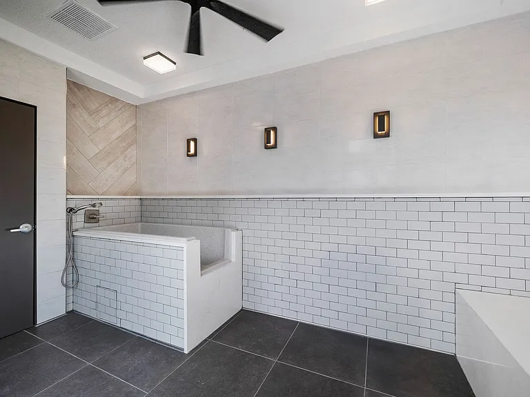 Bexley Clearfork — Photo 20