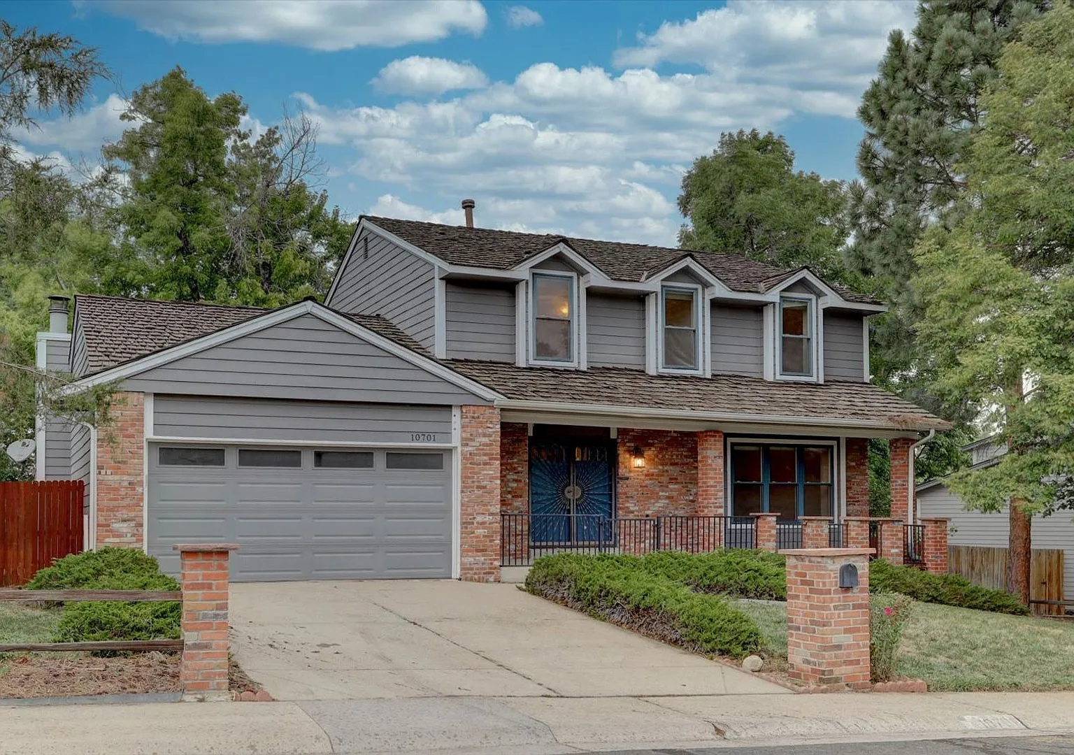 Spectacular 4Bed/3.5 Bath on a Large Corner Lot in Westminster! — Photo 2